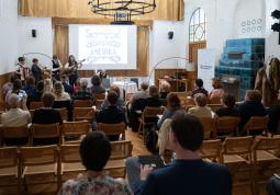 Fotogalerie SHIMMERLE KLEZMER KABARET – KAFKA: Americký proces - fotogalerie
