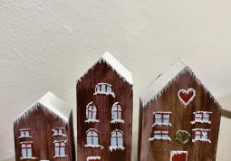 Fotogalerie Vánoční domečky - malované dřevo - fotogalerie